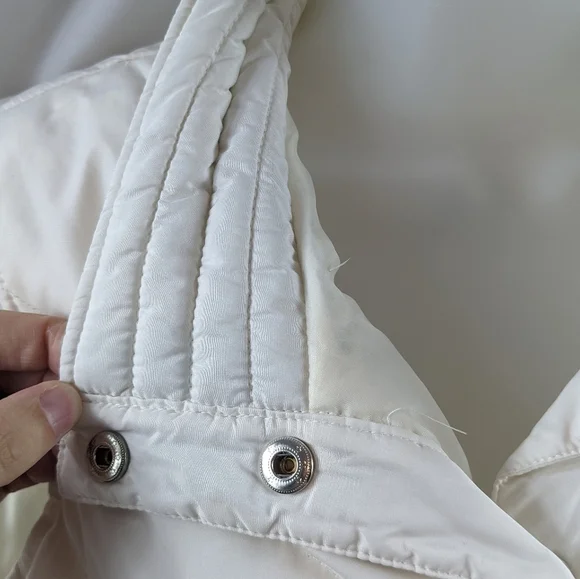 Maurices Down Blend Puffer Vest Sz M - Picture 6 of 9